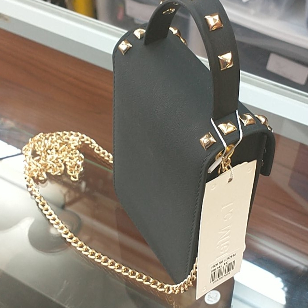 Purse - Picture 2 of 2
